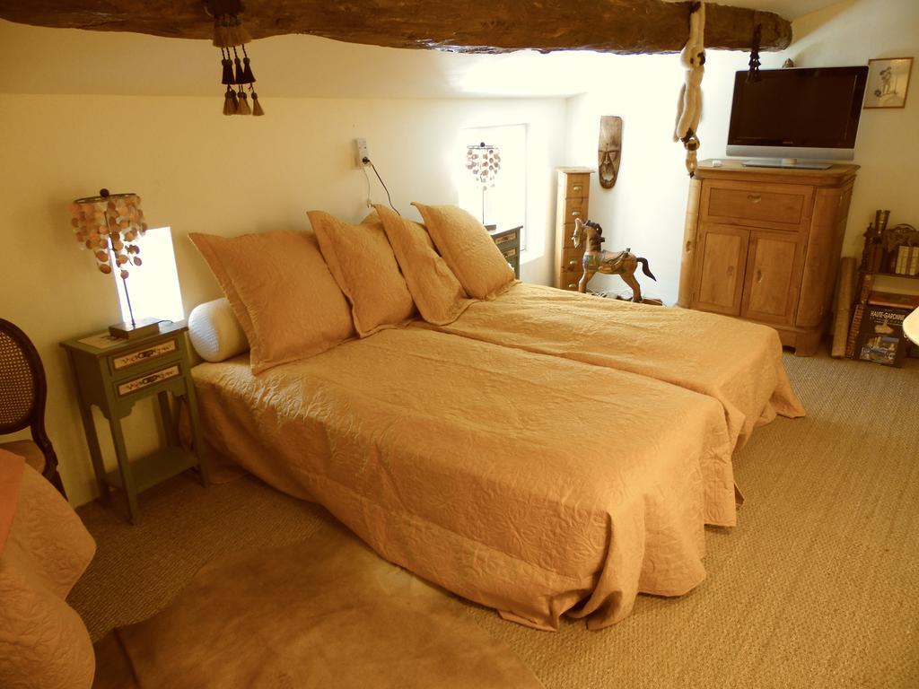Gîte Belfloret Renneville  Extérieur photo