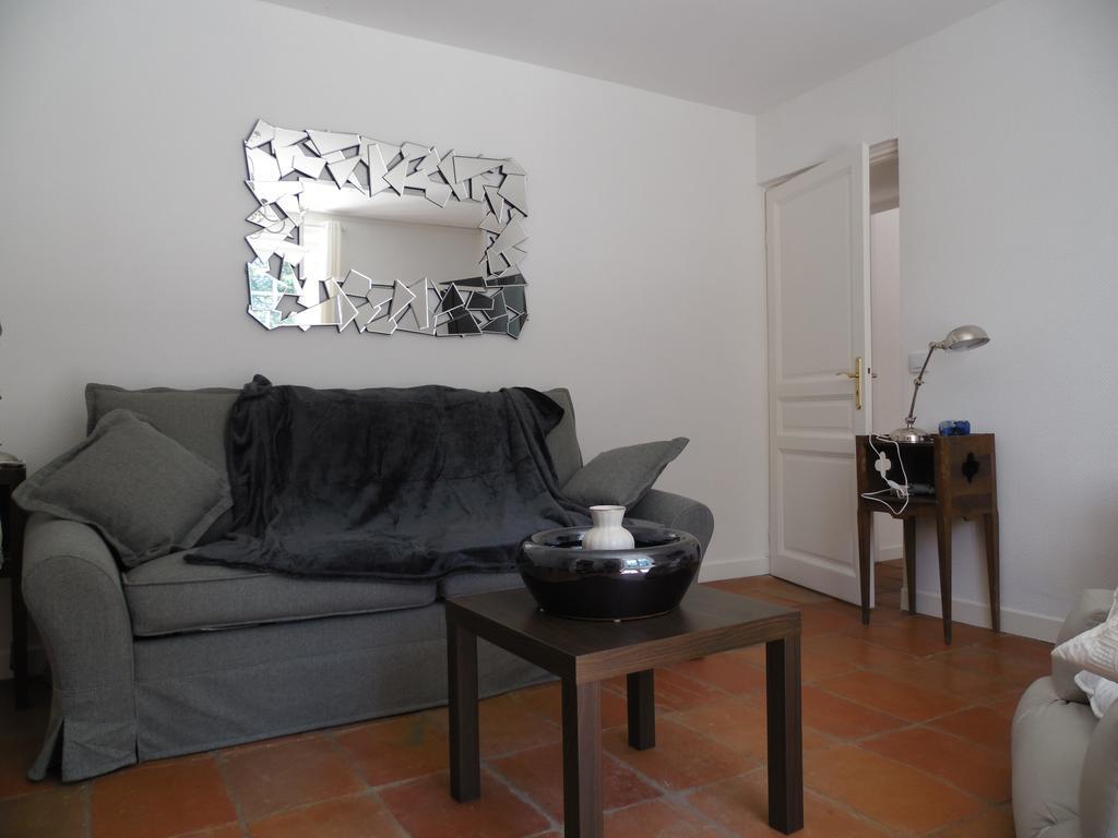 Gîte Belfloret Renneville  Extérieur photo